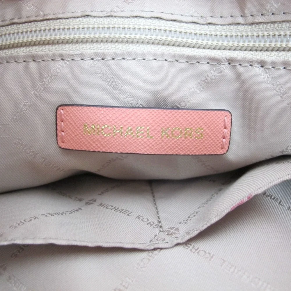 Michael Kors Medium Jet Set‎ Saffiano Leather Top-Zip Multifunction Tote Handbag
